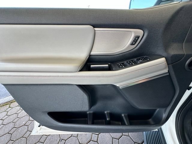 Certified 2025 Ford Expedition Active AWD/4WD image 19