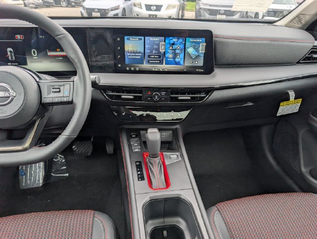 New 2026 Nissan Kicks SR w/ SR Premium Package AWD/4WD image 14