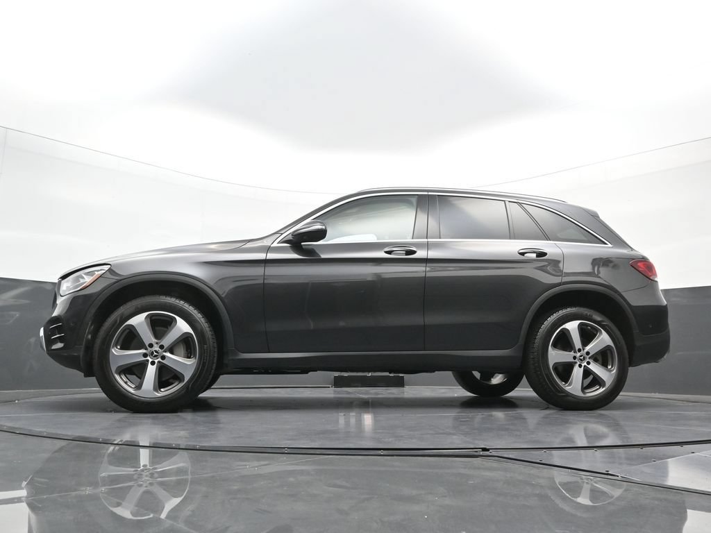 Used 2021 Mercedes-Benz GLC 300 4MATIC image 24