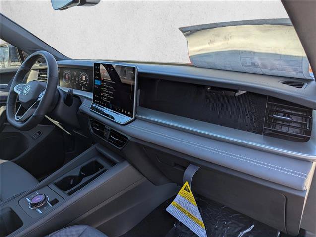 New 2026 Volkswagen Tiguan SE R-Line AWD/4WD image 28