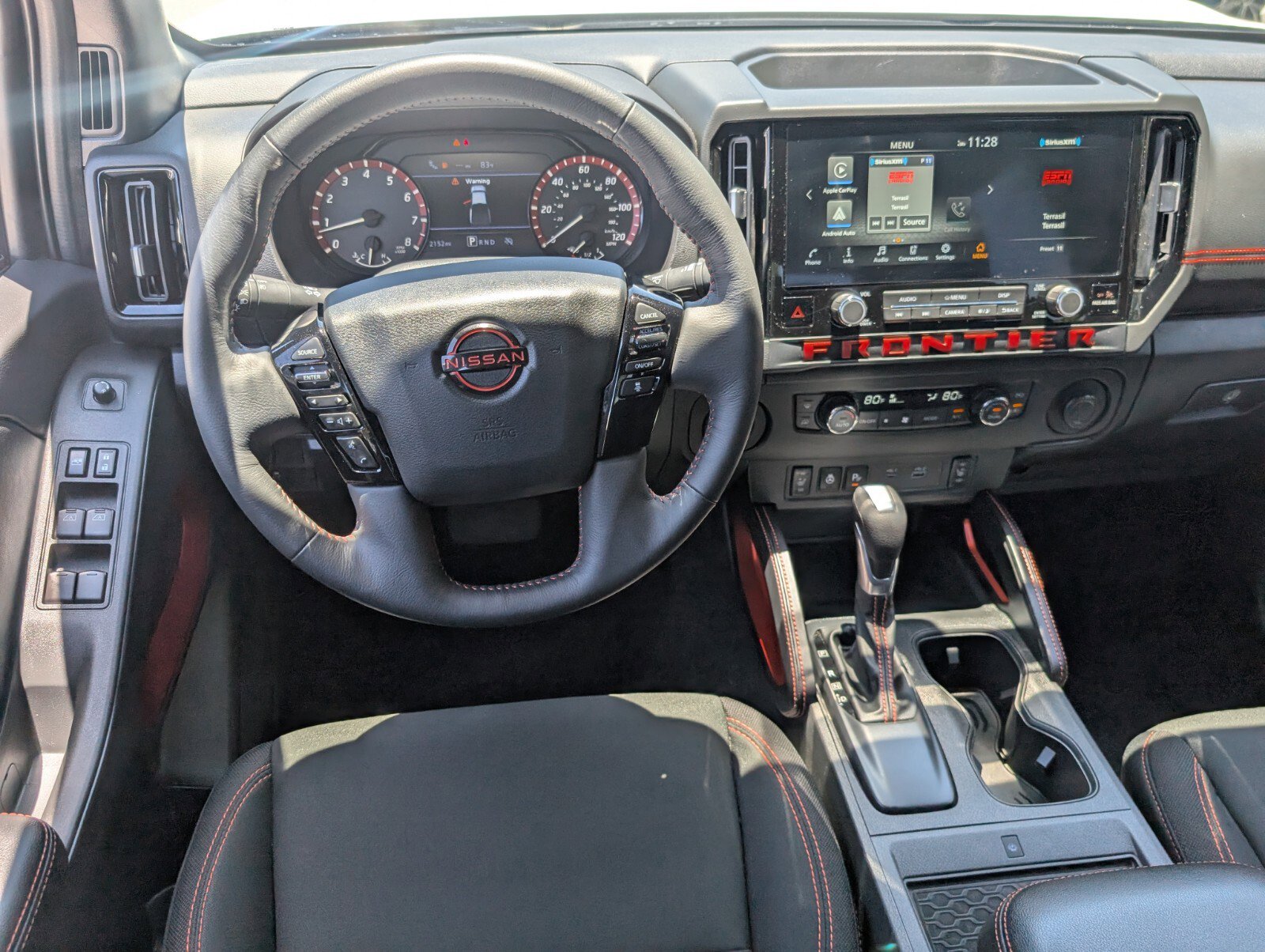 Used 2026 Nissan Frontier Pro-X w/ Pro-X Convenience Package RWD image 12