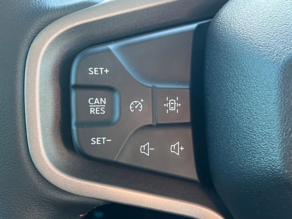 Used 2025 Ford Bronco Heritage Edition image 35