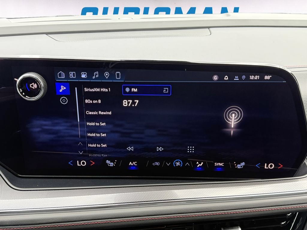 New 2026 Chevrolet Suburban RST w/ RST Capability Package AWD/4WD image 14