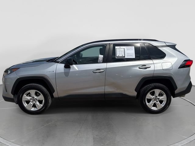 Used 2021 Toyota RAV4 LE AWD/4WD image 5