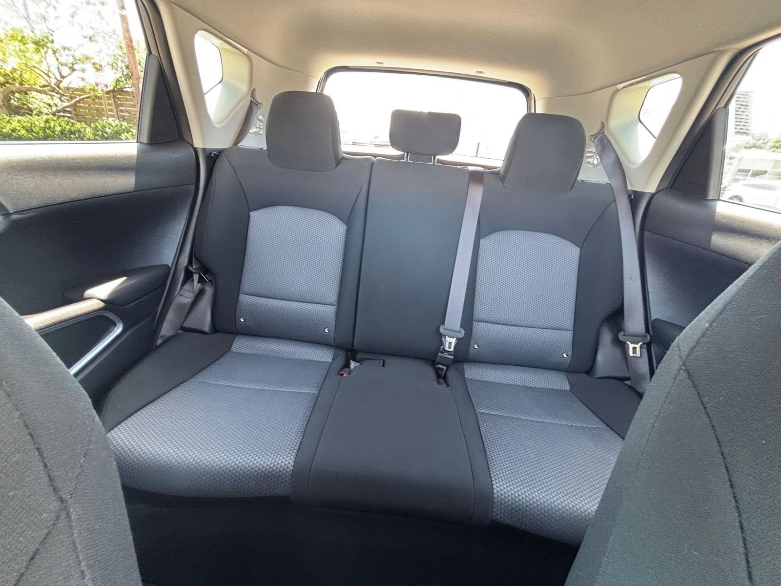 Used 2025 Kia Soul LX w/ LX Technology Package FWD image 37