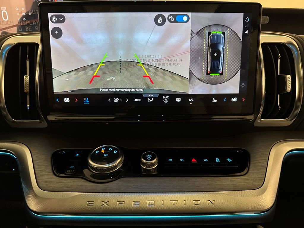 New 2025 Ford Expedition Platinum w/ Driver's Package image 9