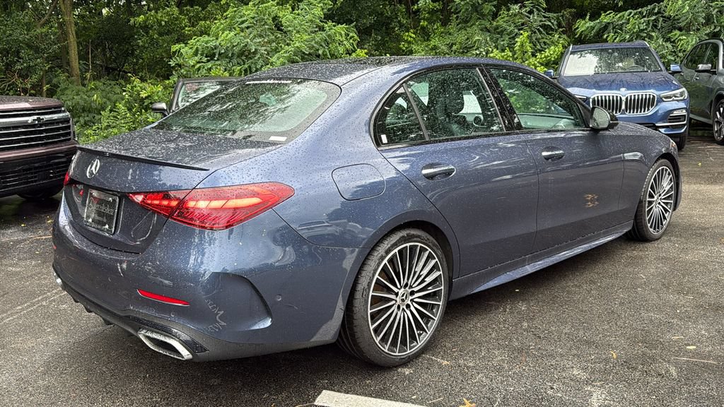 Used 2024 Mercedes-Benz C 300 Sedan image 3