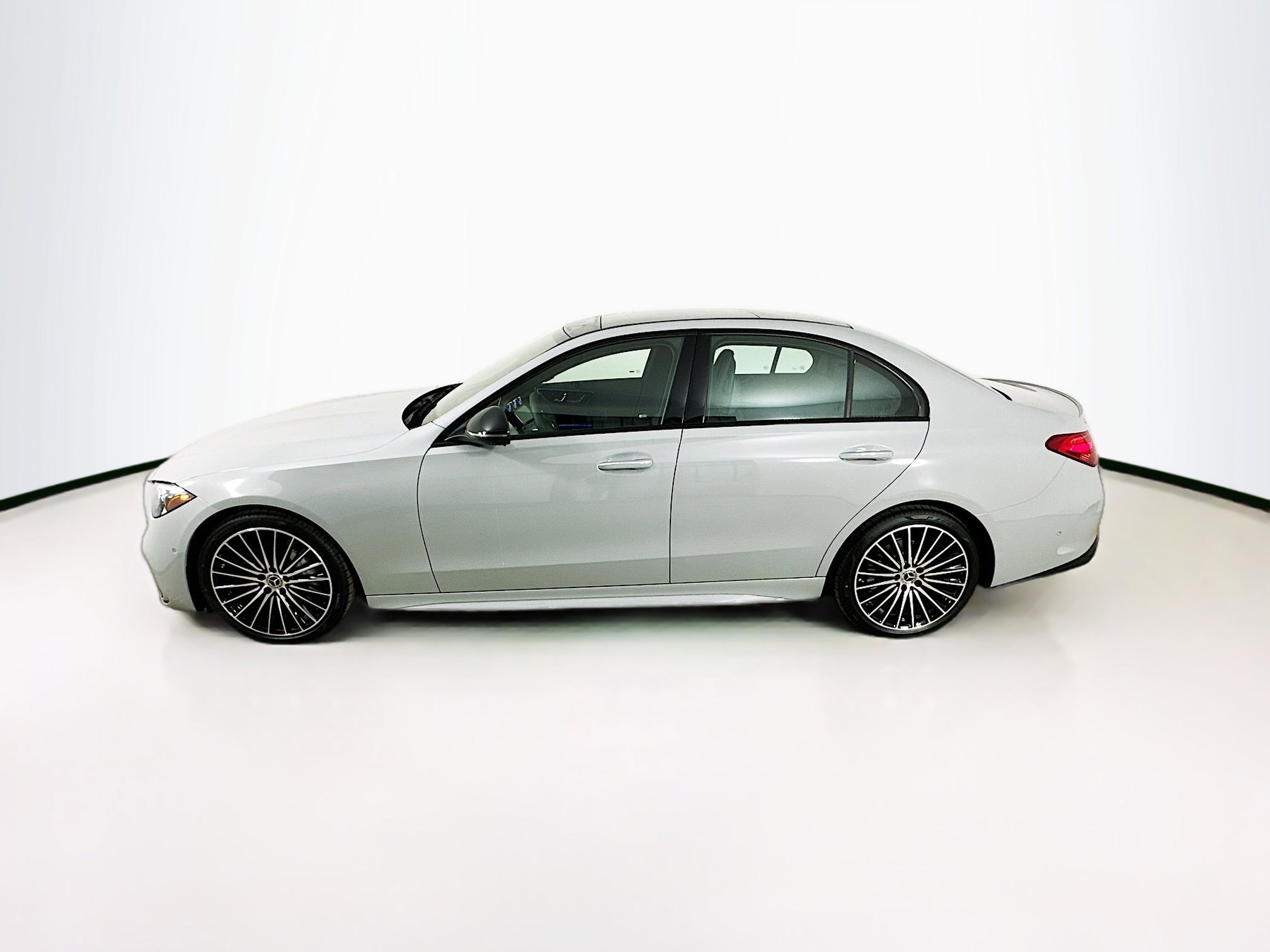 Certified 2025 Mercedes-Benz C 300 4MATIC Sedan image 4