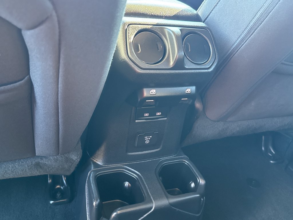 Used 2023 Jeep Gladiator Sport AWD/4WD image 40