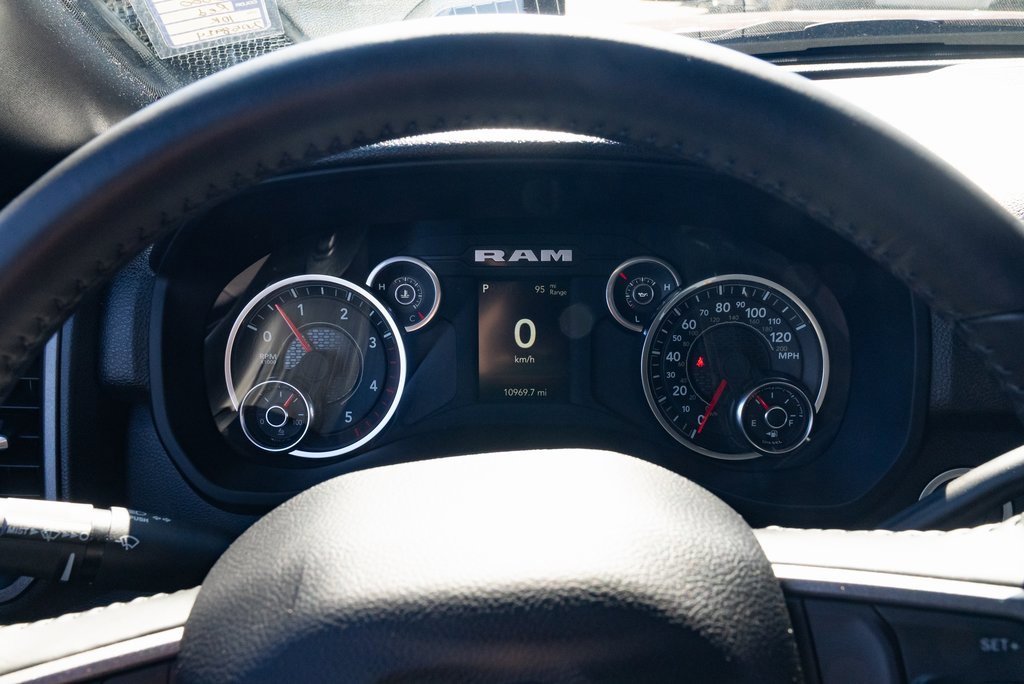 Used 2024 RAM 2500 Tradesman w/ Chrome Appearance Group image 12