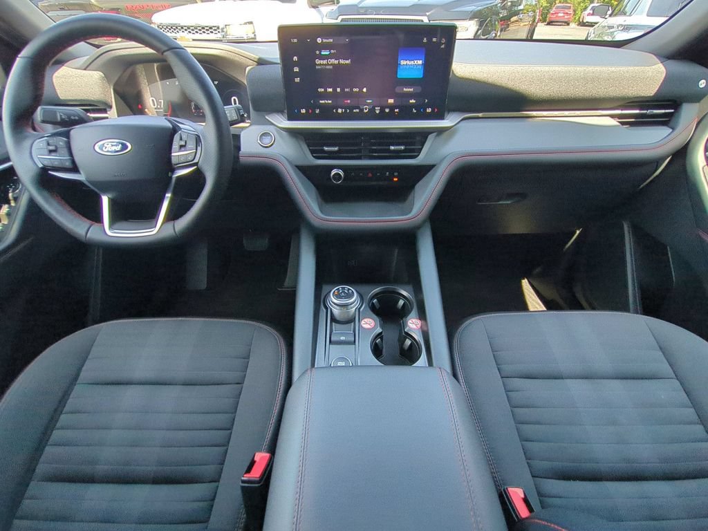 Used 2026 Ford Explorer ST-Line w/ ST-Line Street Pack RWD image 17