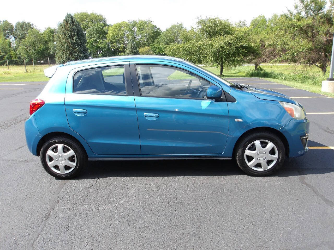 Used 2020 Mitsubishi Mirage ES FWD image 2