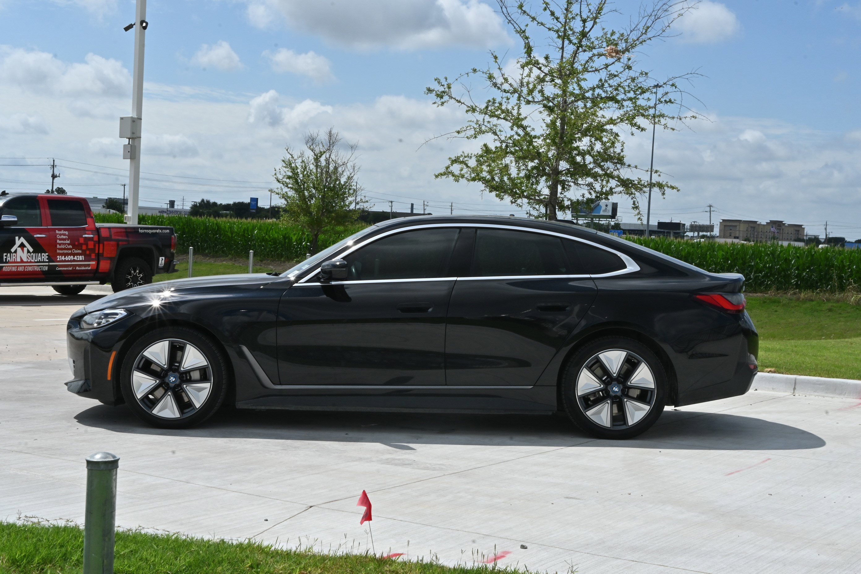 Certified 2023 BMW i4 eDrive40 w/ Premium Package RWD image 6