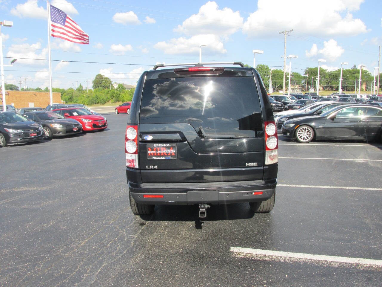 Used 2011 Land Rover LR4 HSE image 4