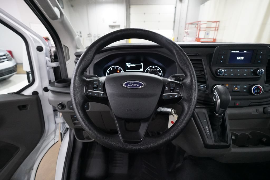 Used 2024 Ford Transit 250 148 High Roof RWD image 4