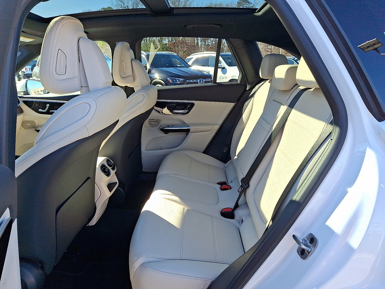 Certified 2026 Mercedes-Benz GLC 300 4MATIC Coupe image 10