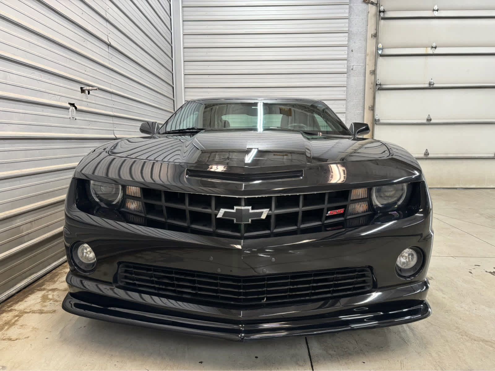 Used 2010 Chevrolet Camaro SS w/ RS Package RWD image 2