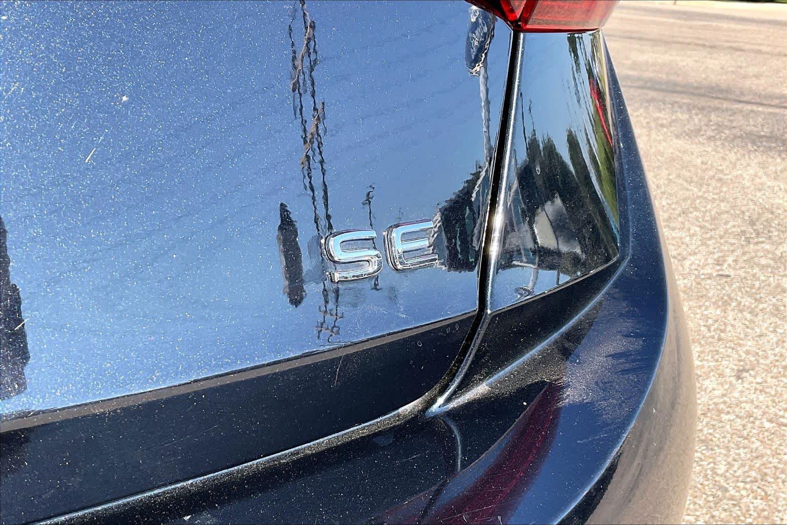Used 2024 Volkswagen Jetta SE FWD image 30