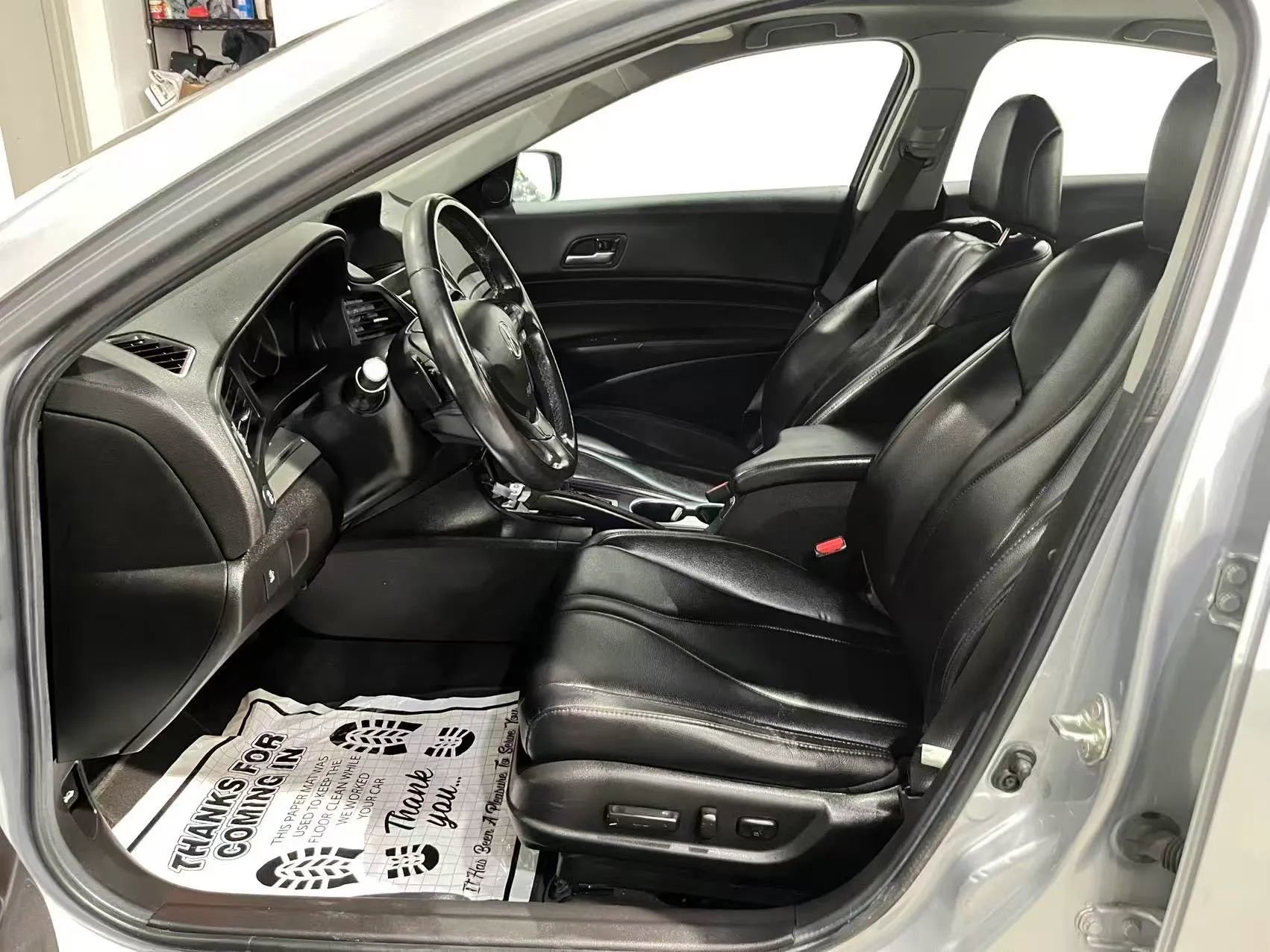 Used 2020 Acura ILX image 9