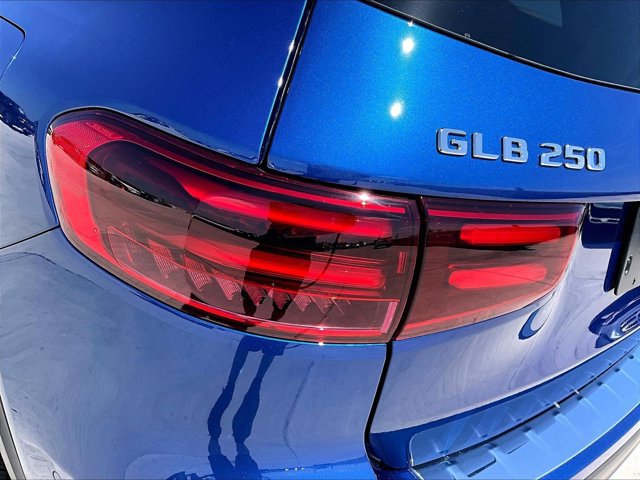 New 2026 Mercedes-Benz GLB 250 image 27