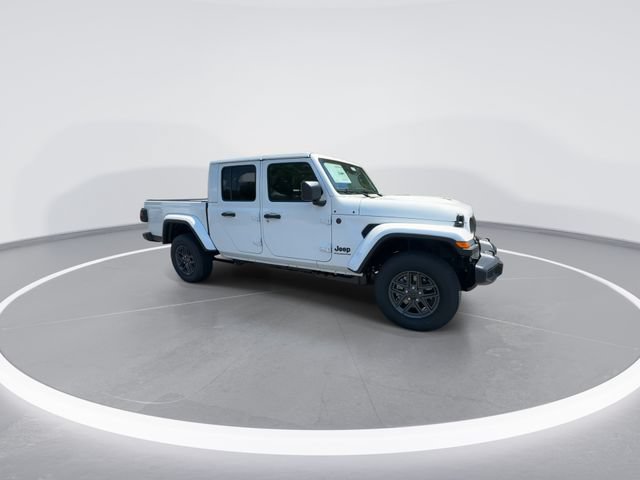 New 2026 Jeep Gladiator Sport AWD/4WD image 2