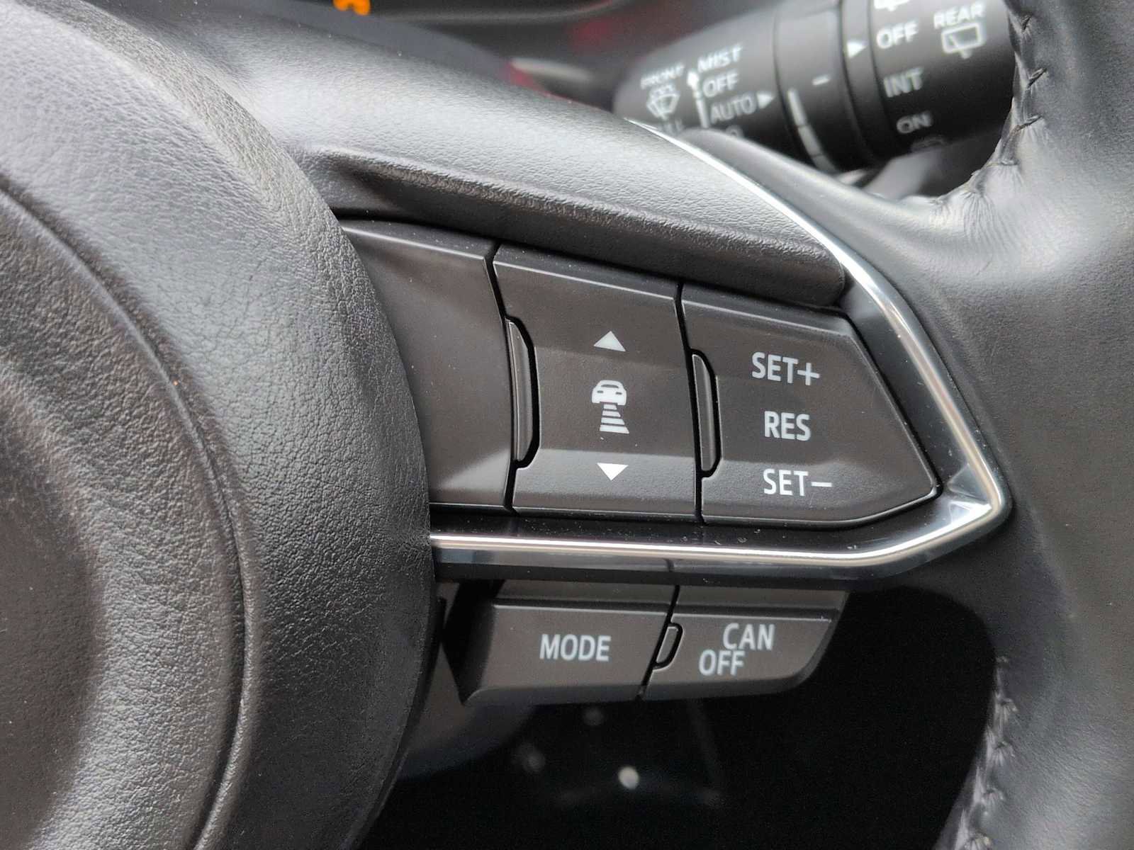 Used 2018 MAZDA MAZDA3 Grand Touring w/ Premium Equipment Package FWD image 27