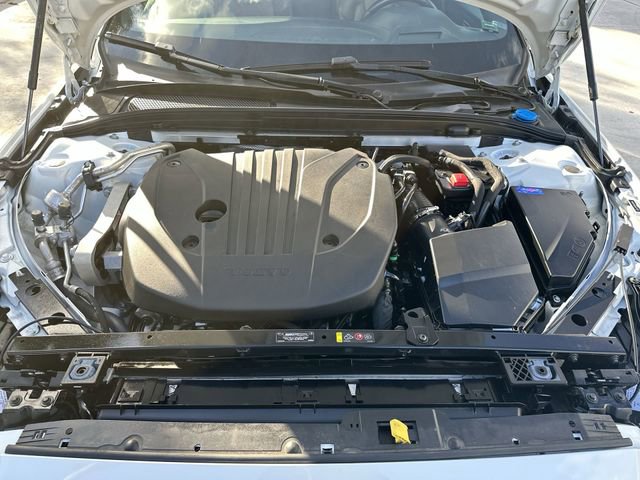 Used 2024 Volvo S60 B5 Ultimate image 18
