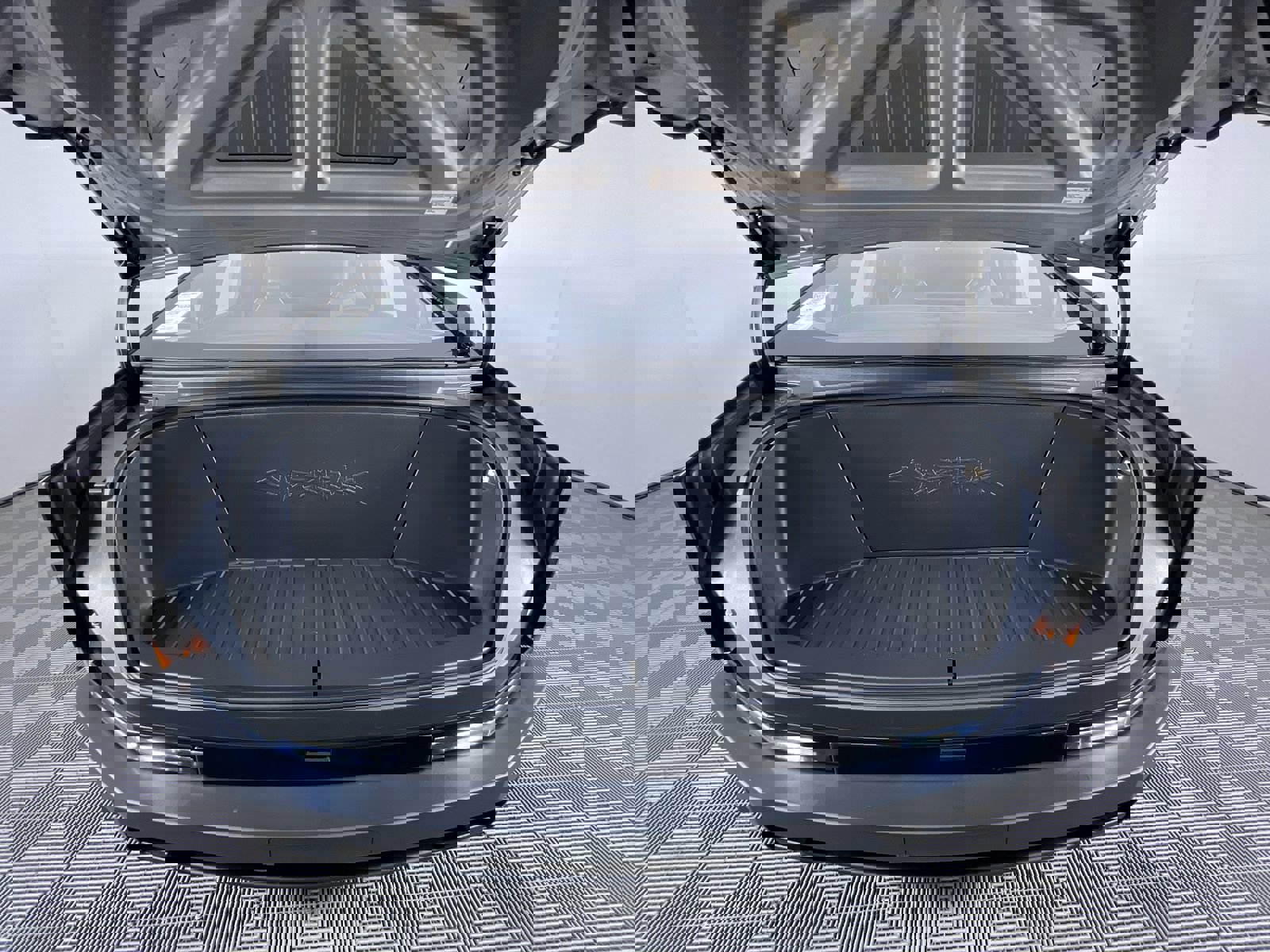 Used 2025 Tesla Cybertruck Cyberbeast image 27