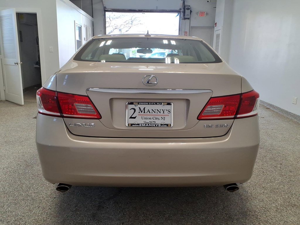 Used 2010 Lexus ES 350 image 5