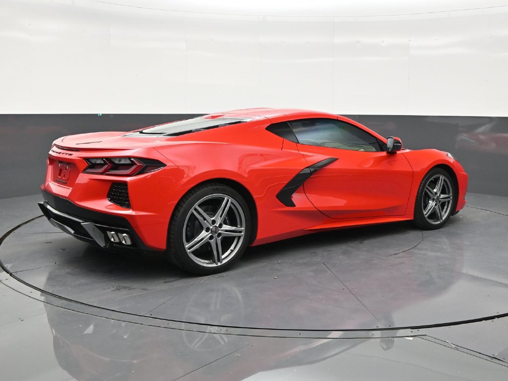 Used 2026 Chevrolet Corvette Stingray Coupe w/ 1LT RWD image 5