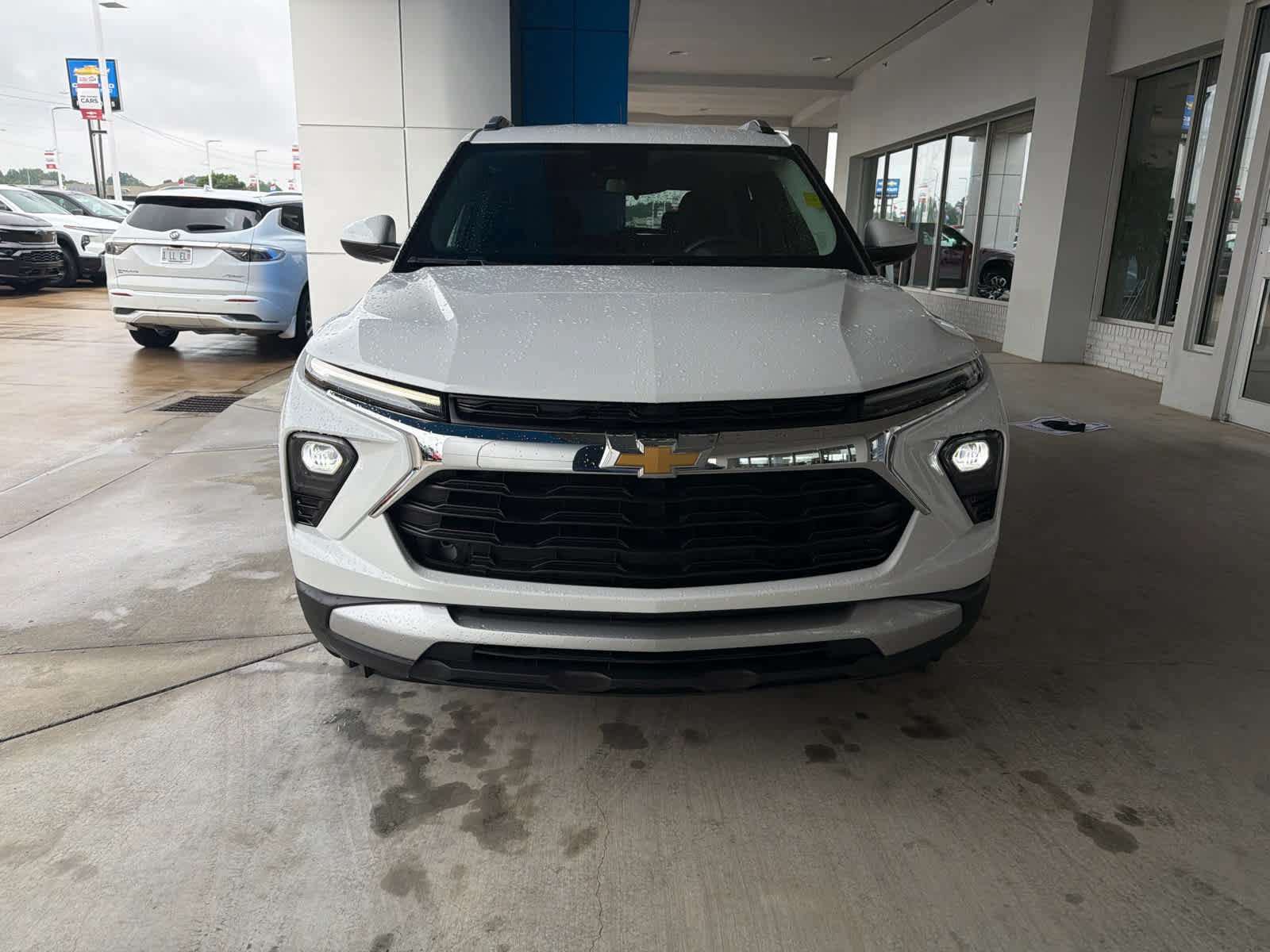 Used 2024 Chevrolet TrailBlazer LT AWD/4WD image 10