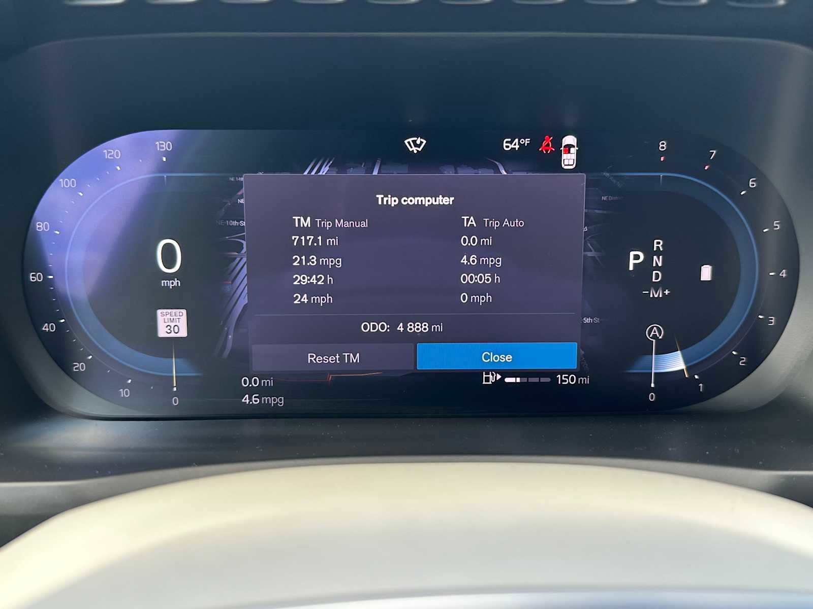 Used 2025 Volvo XC90 B6 Ultra w/ Lounge Package image 29