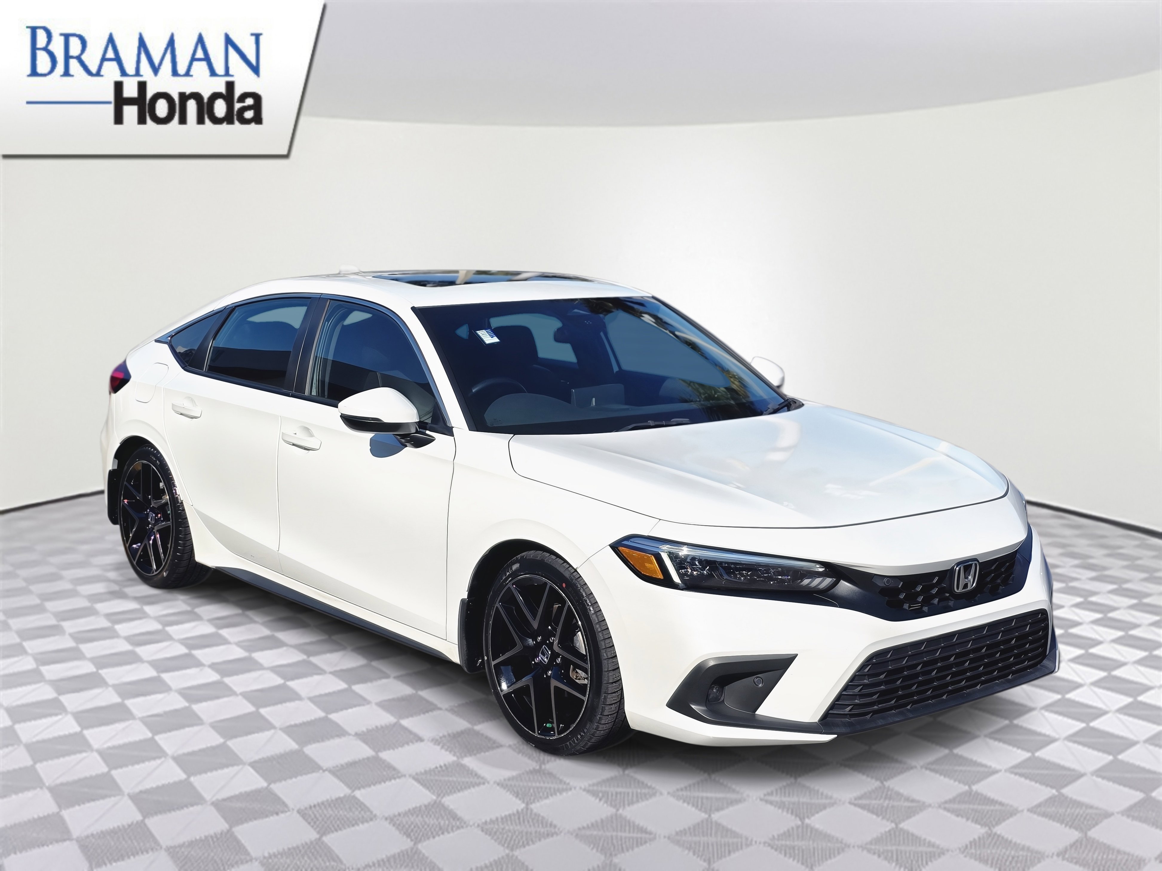 Certified 2023 Honda Civic Sport Touring image 2