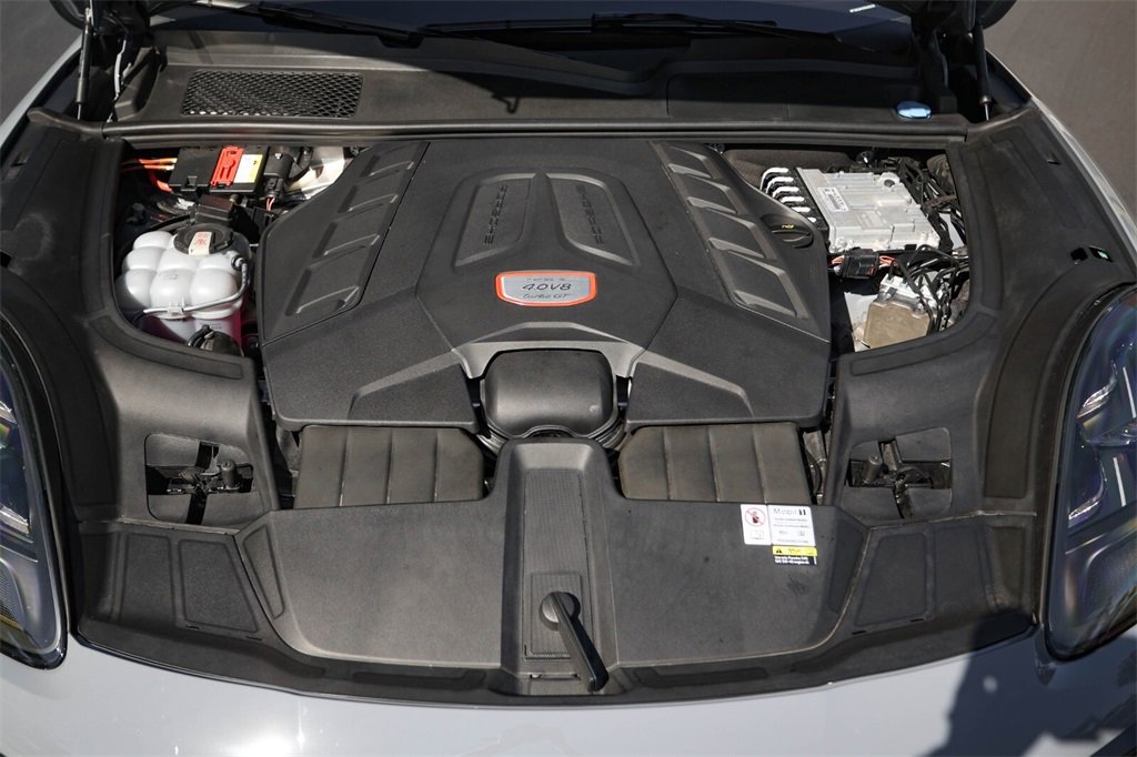 Used 2023 Porsche Cayenne Turbo GT image 17