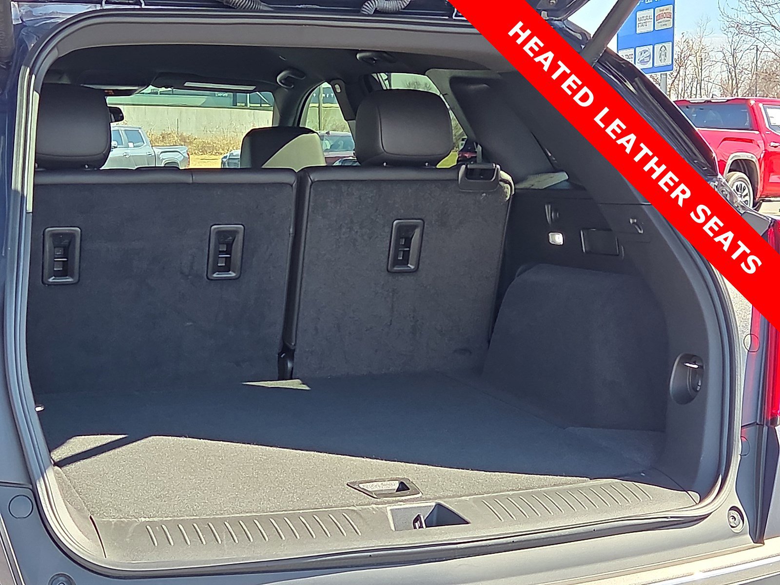 Used 2024 Cadillac XT5 Luxury image 9