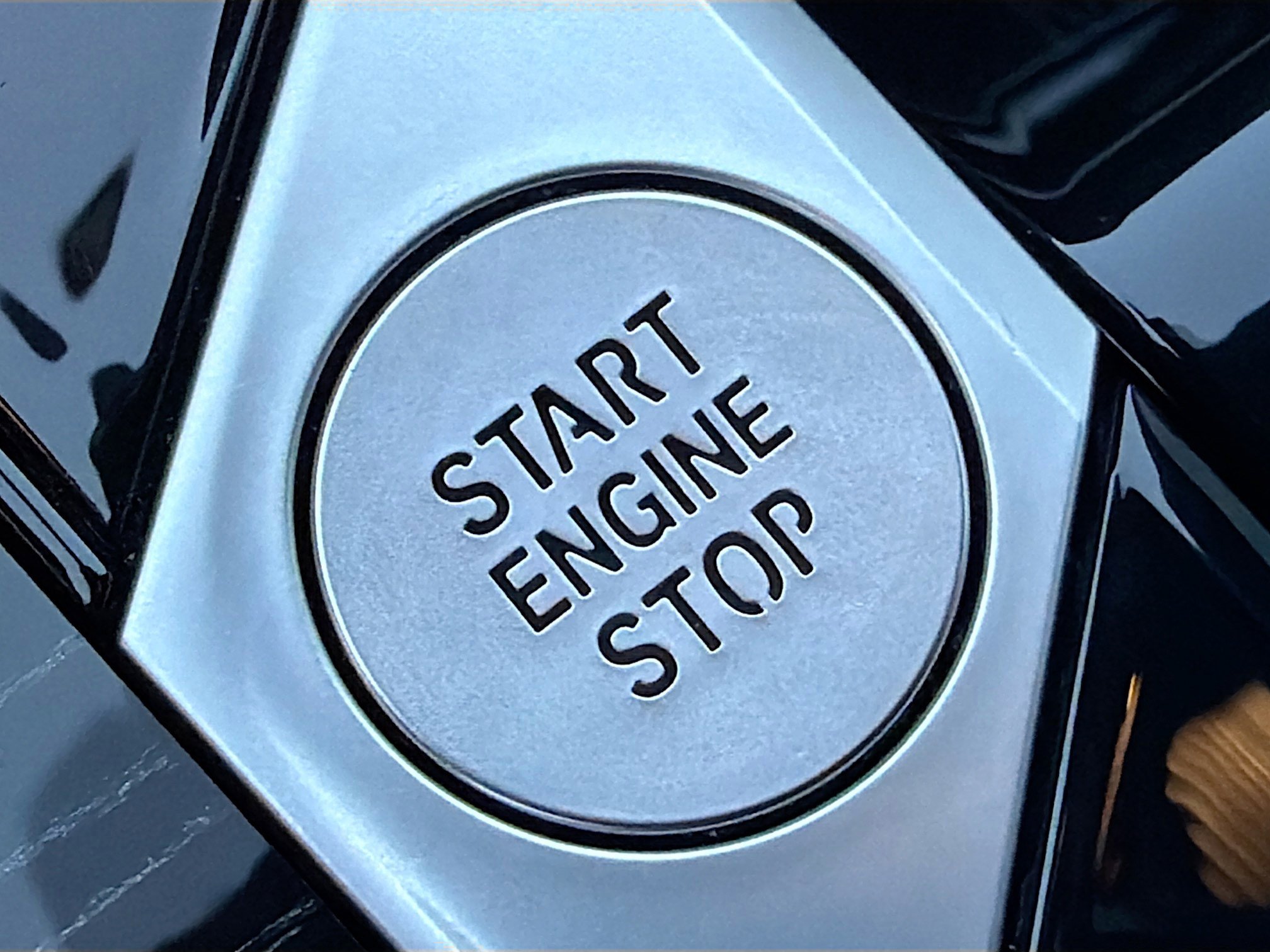 Used 2023 BMW X7 M60i w/ Climate Comfort Package image 37