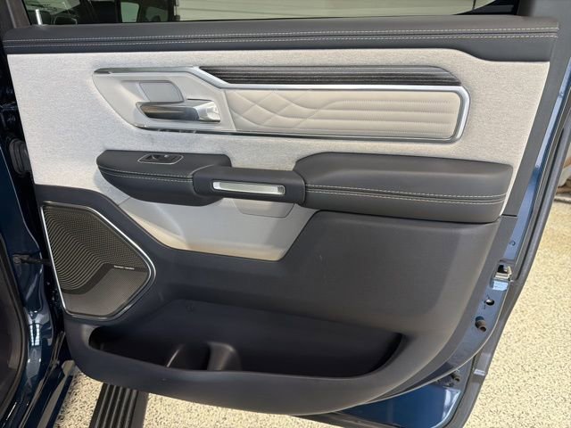 Used 2022 RAM 1500 Limited AWD/4WD image 25