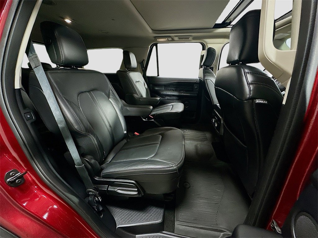 Used 2019 Ford Expedition Platinum image 30