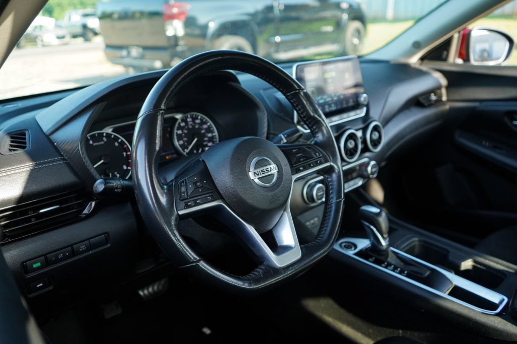 Used 2021 Nissan Sentra SV FWD image 6