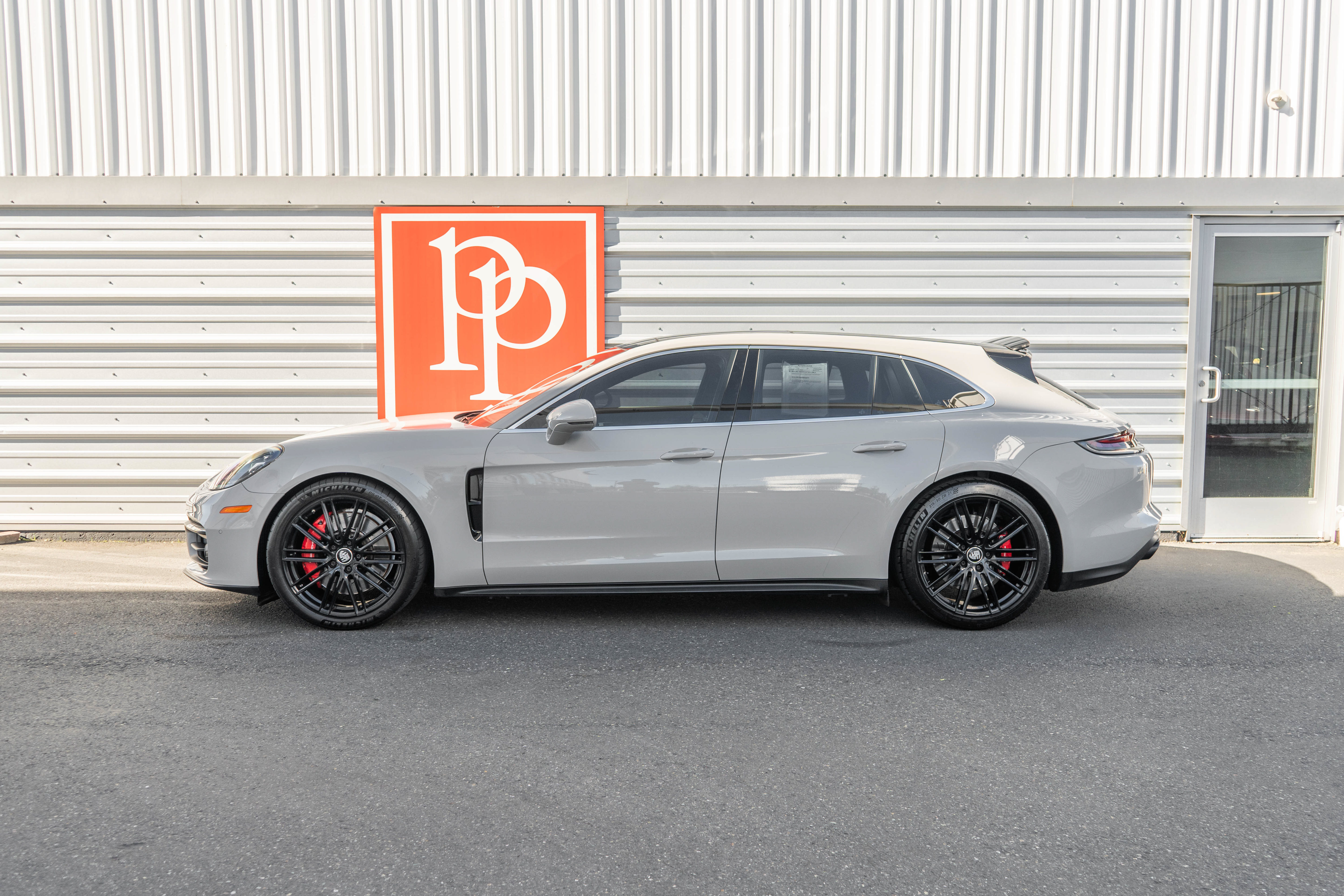 Used 2023 Porsche Panamera 4S AWD/4WD image 37