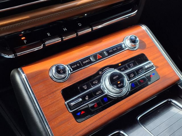 Certified 2022 Lincoln Aviator Reserve w/ Equipment Group 201A RWD image 13