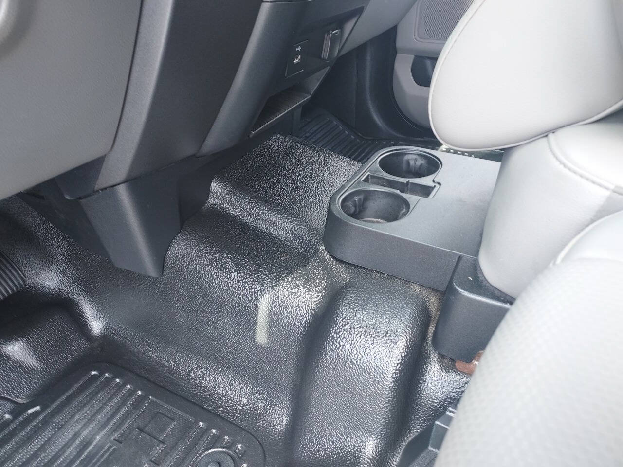 Used 2019 Ford F350 XL w/ Power Equipment Group AWD/4WD image 22