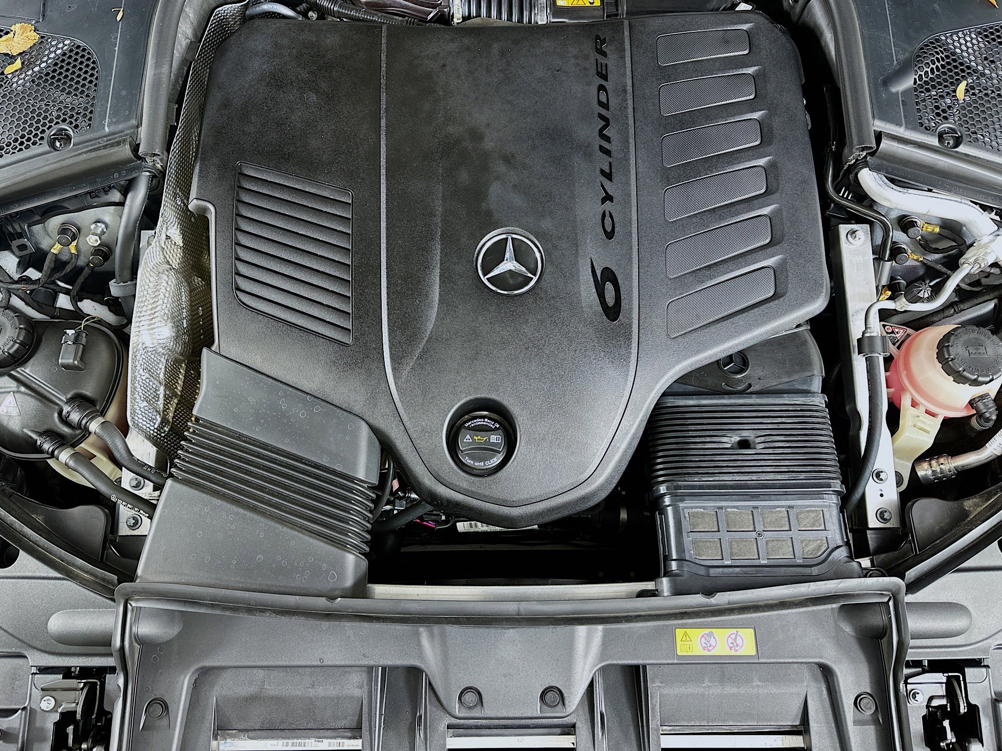 Certified 2022 Mercedes-Benz S 500 4MATIC w/ AMG Line Package image 38