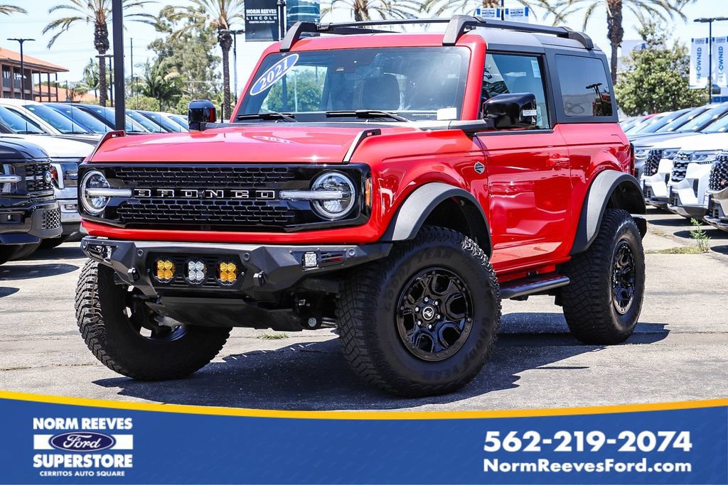 Certified 2021 Ford Bronco Wildtrak AWD/4WD image 1