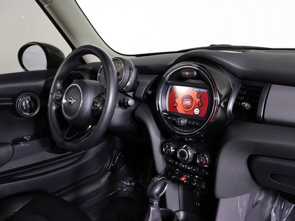 Used 2019 MINI Cooper Hardtop image 19