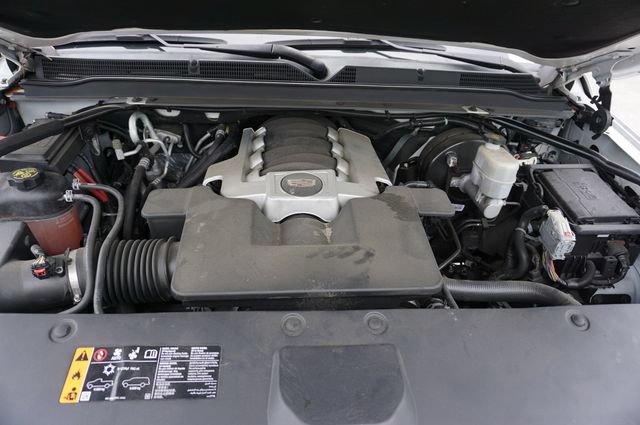 Used 2019 Cadillac Escalade ESV Luxury RWD image 16
