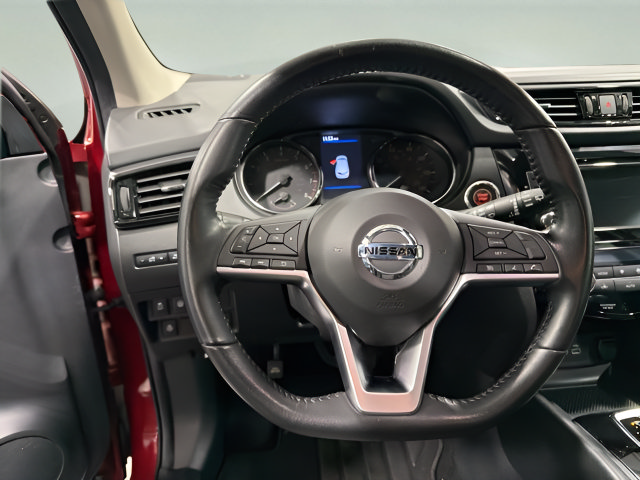 Used 2021 Nissan Rogue Sport SV FWD image 16
