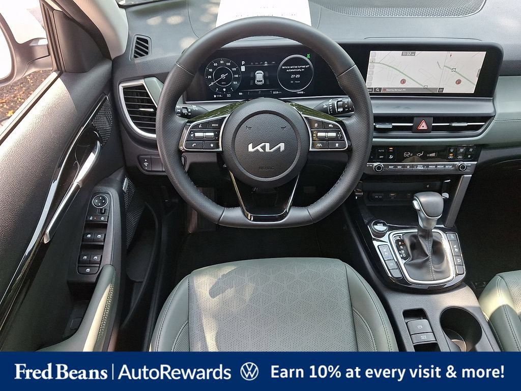 Used 2024 Kia Seltos SX w/ SX Sunroof Package AWD/4WD image 15