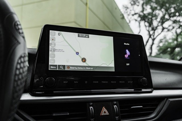 Used 2024 Kia Forte GT-Line w/ GT-Line Premium Package image 15