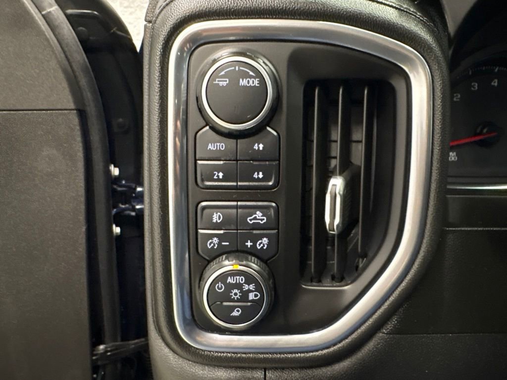 Used 2020 Chevrolet Silverado 1500 LT Trail Boss AWD/4WD image 26
